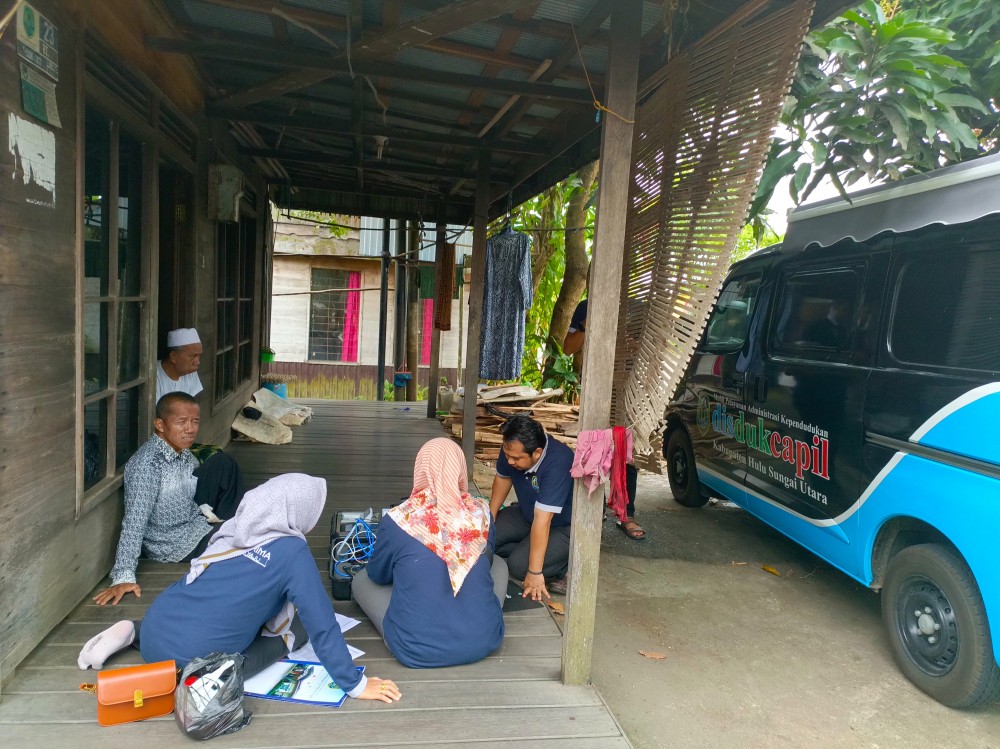 JEMPUT BOLA REKAM KTP